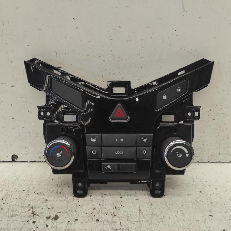 heater/aircon controls