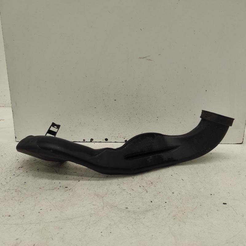 air cleaner duct/hose