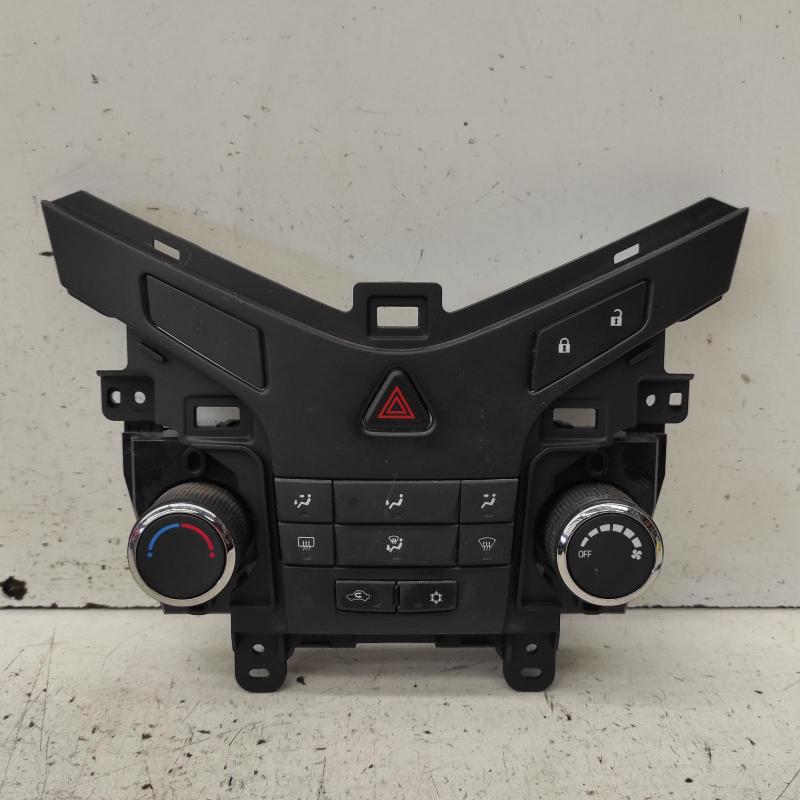 heater/aircon controls