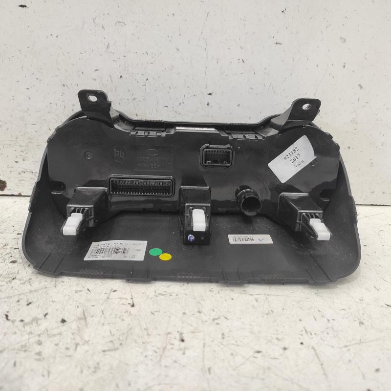 heater/aircon controls