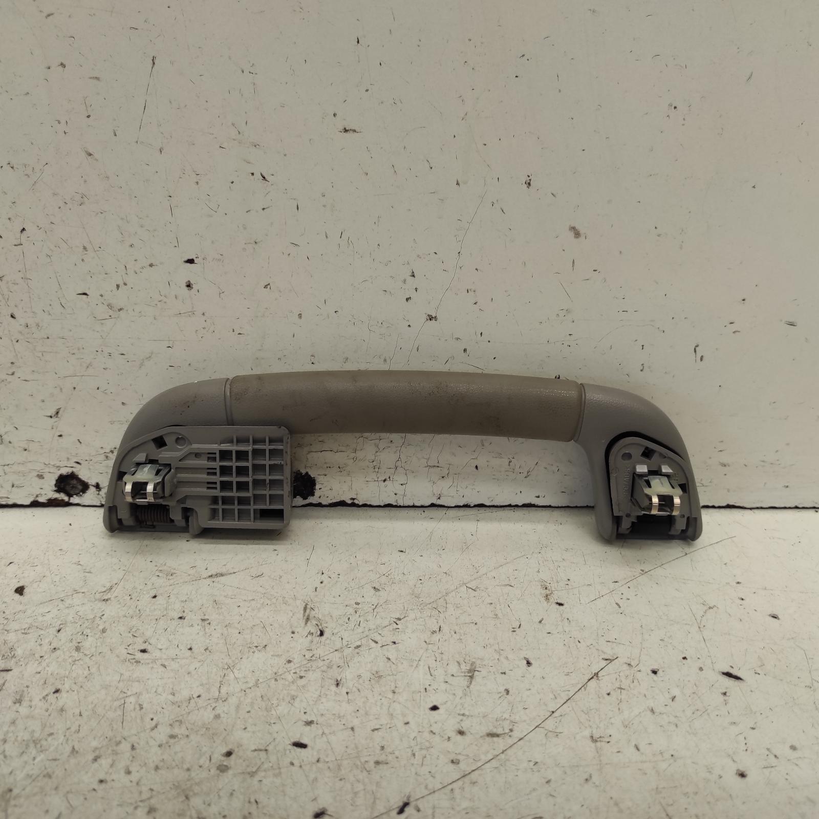 Aurion Grab Handle 2006-2012 gsv40r 10/06-03/12 00021569 #662313