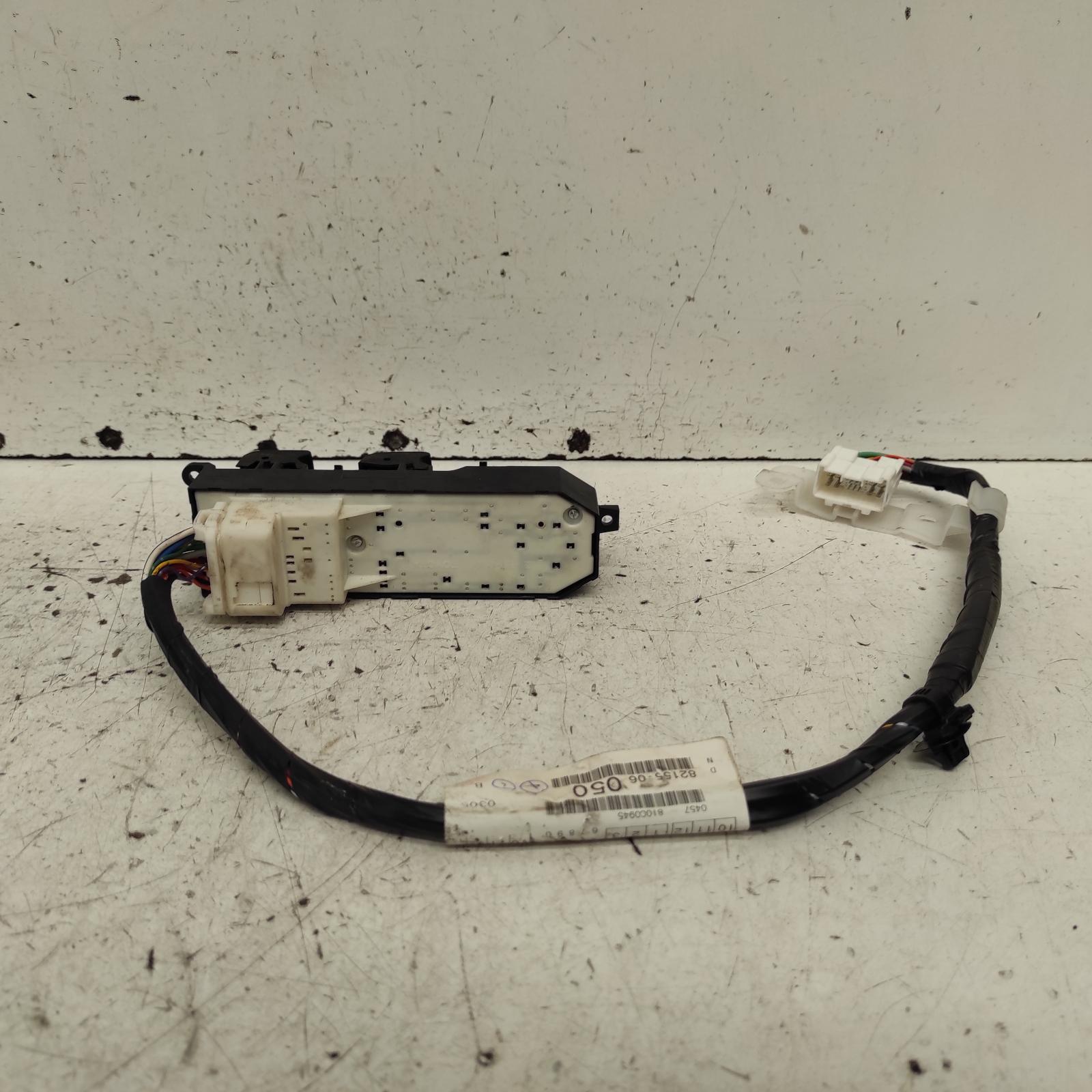 Aurion Power Door Window Switch 2006-2012 rh front (master switch),gsv40r,10/06-03/12 00021569 #662308