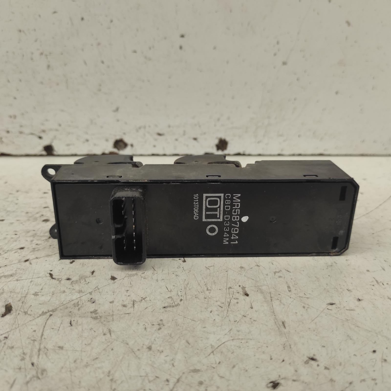 Triton Power Door Window Switch 2006-2015 rh front (master switch),4 door switch type,ml-mn,07/06-04/15 00021595 #662391