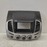 heater/aircon controls