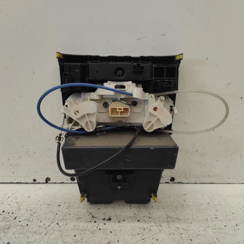 heater/aircon controls