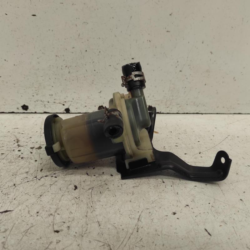 power steering reservoir