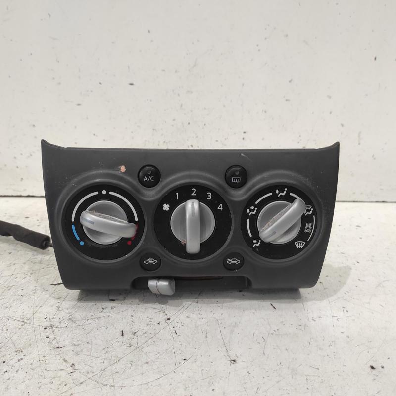 heater/aircon controls