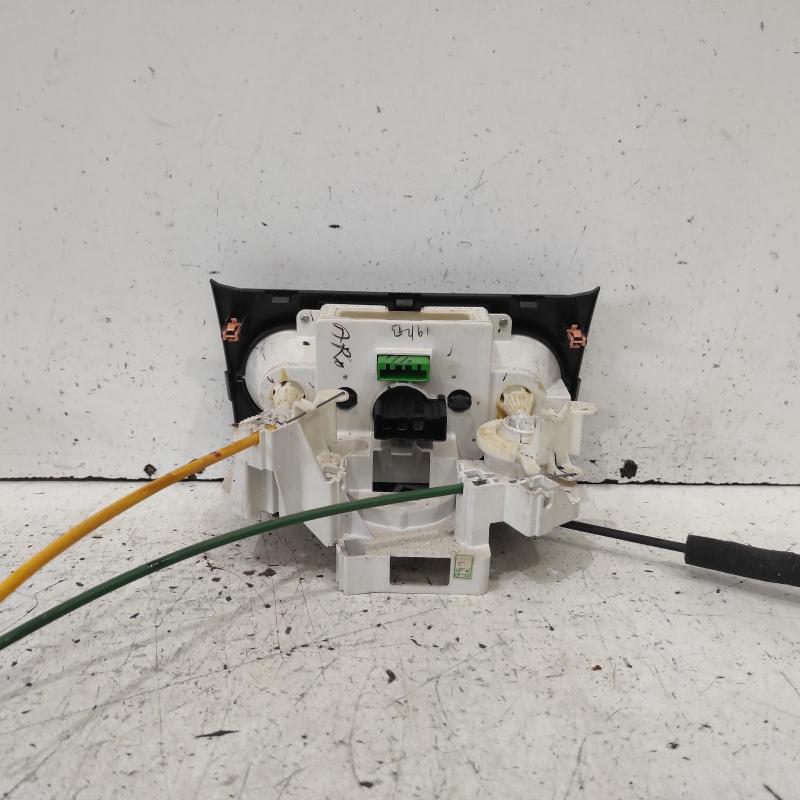 heater/aircon controls