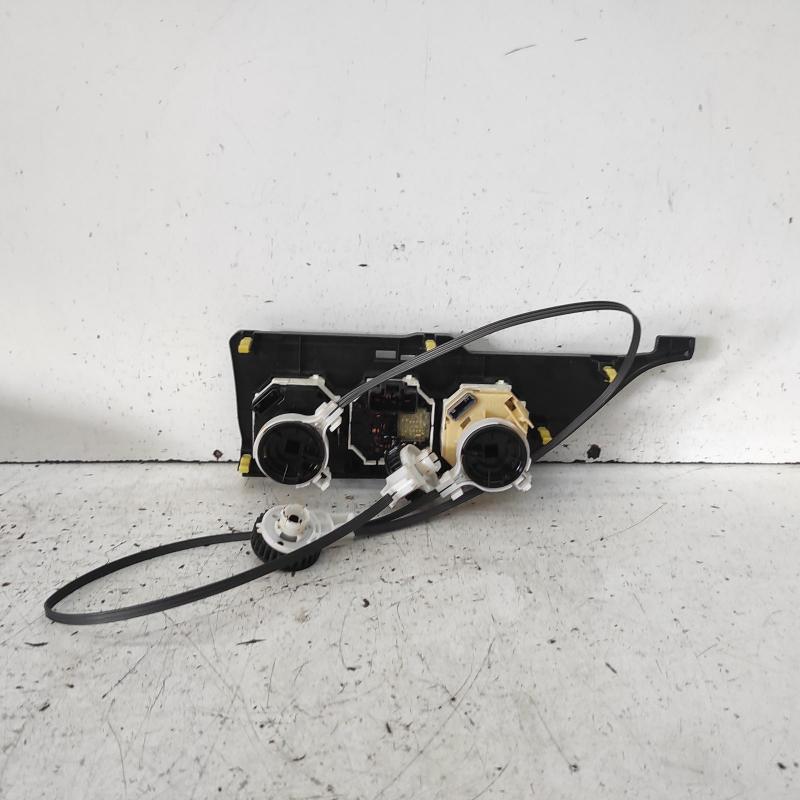 heater/aircon controls