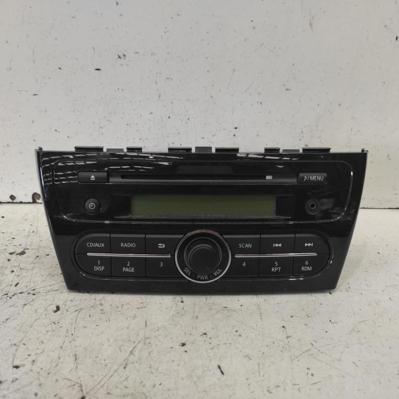 stereo/head unit