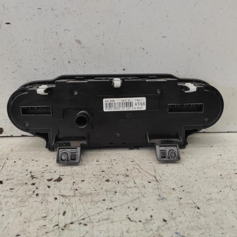 heater/aircon controls