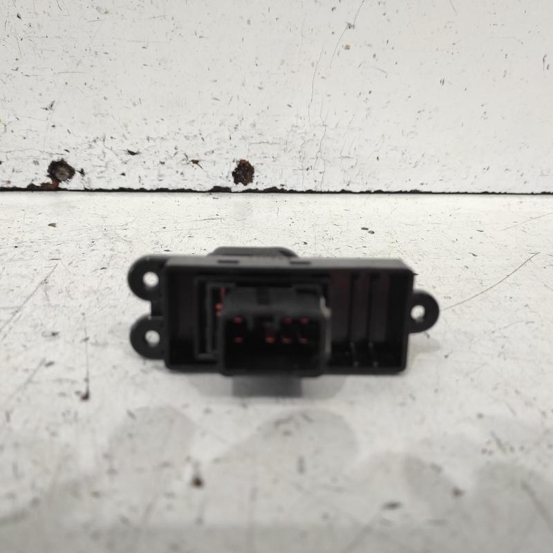 power door window switch