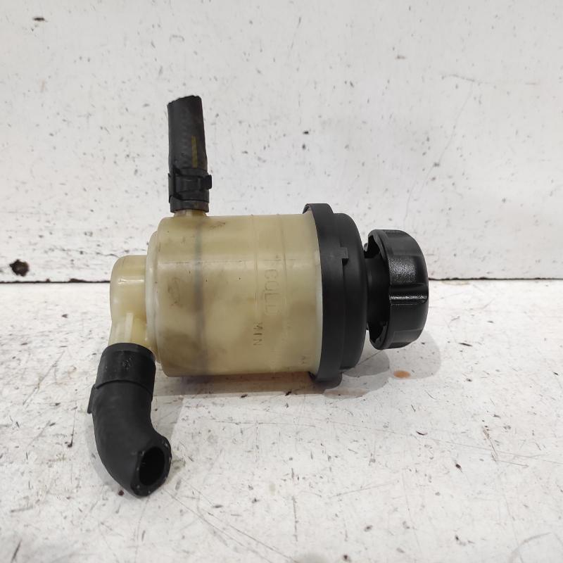 power steering reservoir