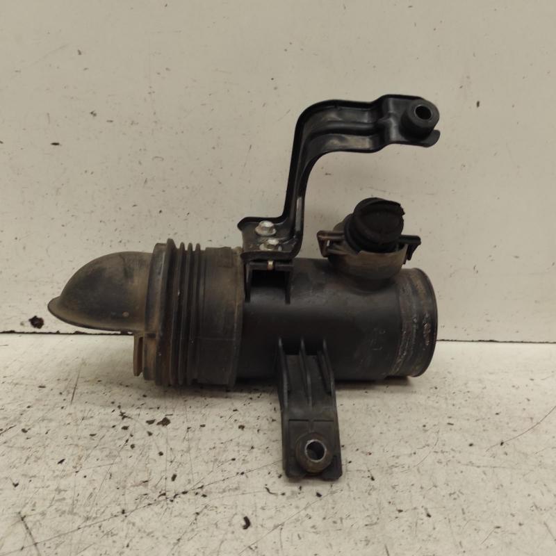 air cleaner duct/hose