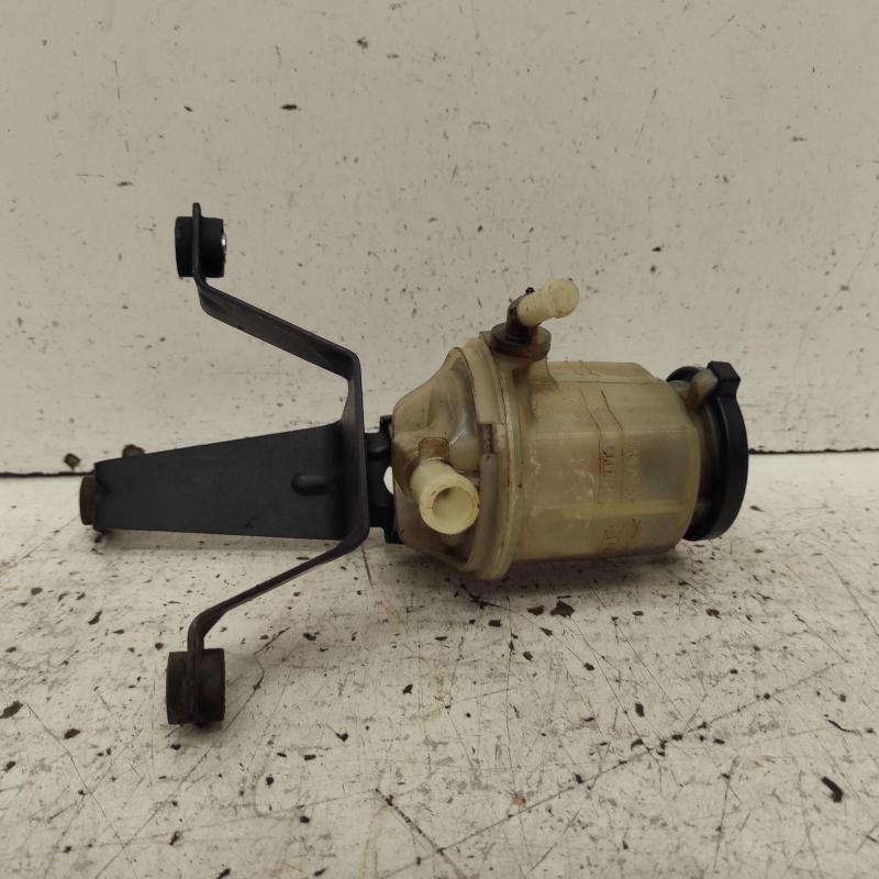 power steering reservoir