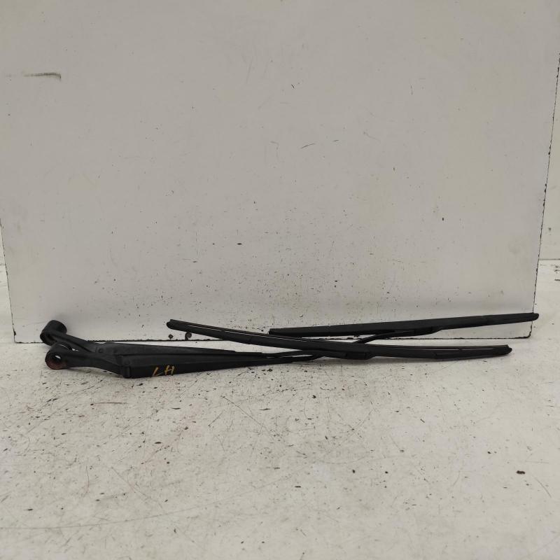 wiper arm