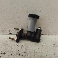 clutch master cylinder
