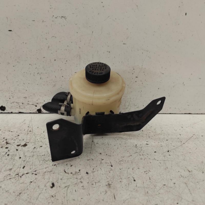 power steering reservoir