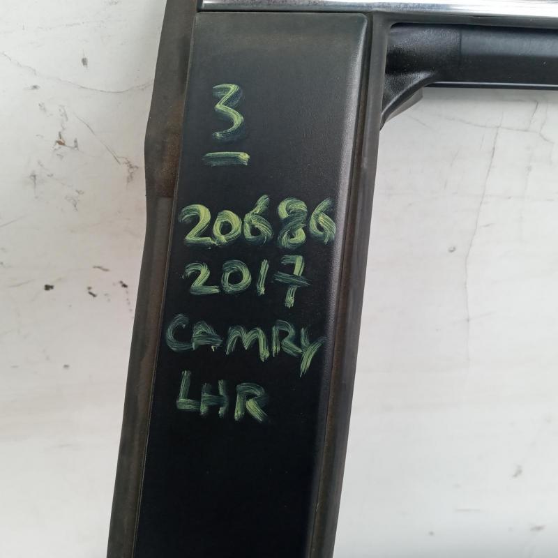 door/sliding rear left