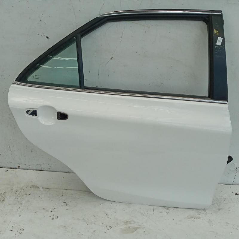 door/sliding rear right