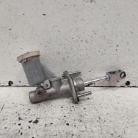 clutch master cylinder