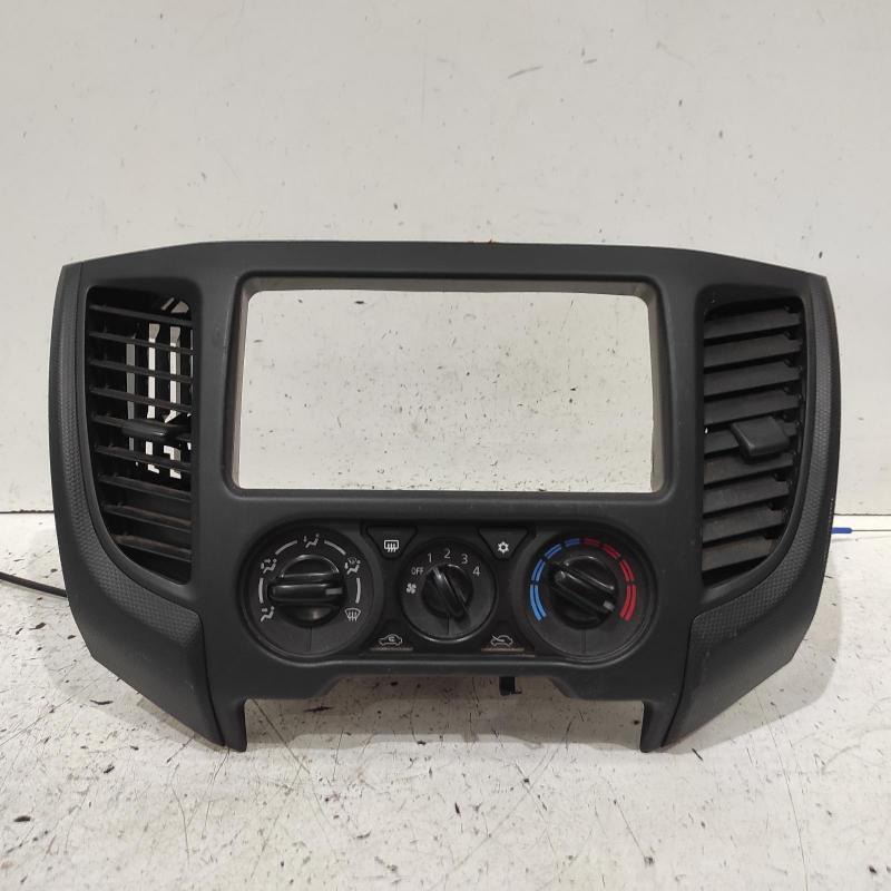 heater/aircon controls