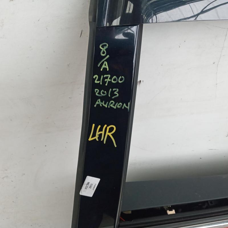 door/sliding rear left