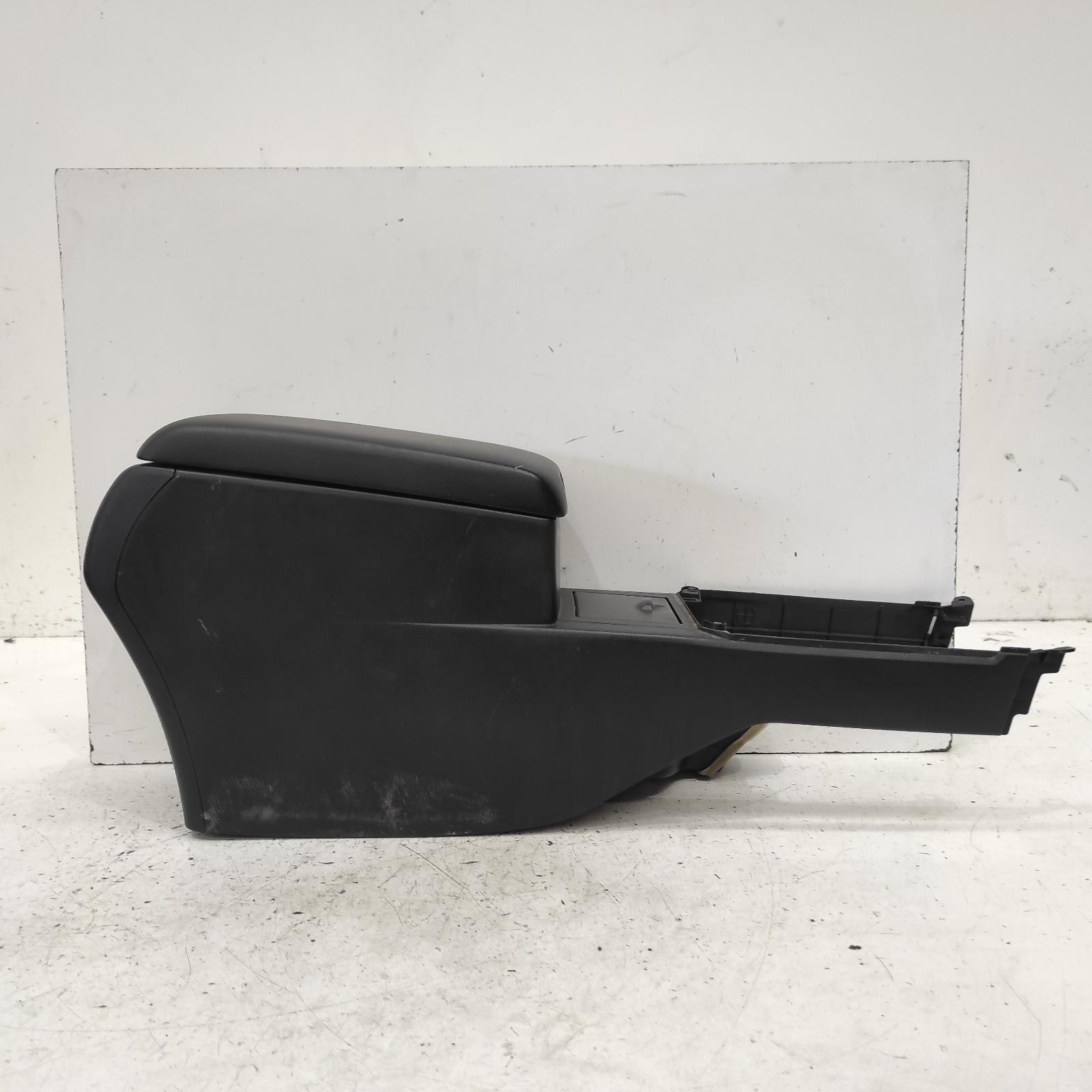 Aurion Console 2012-2017 gsv50r,02/12-08/17 00021695 #665937