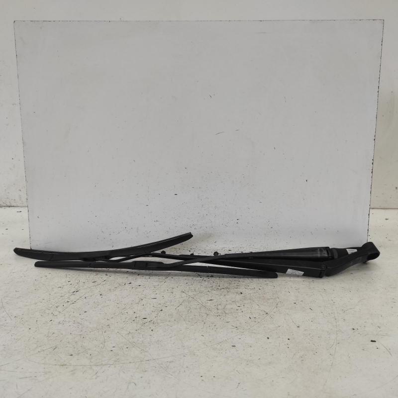wiper arm