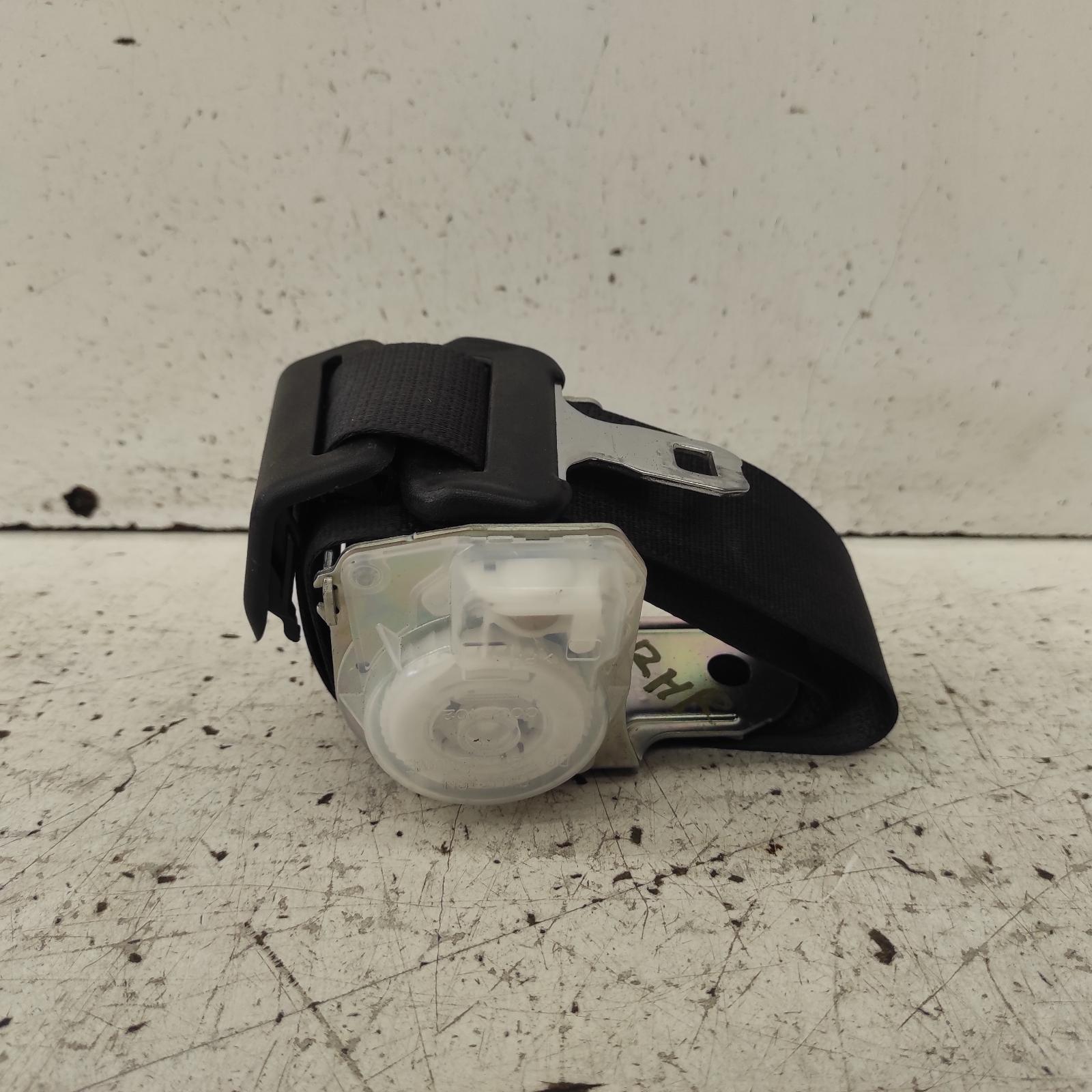 Camry Seat Belt Stalk 2011-2017 rh rear,seat belt only,asv50/avv50,11/11-10/17 00020686 #666298
