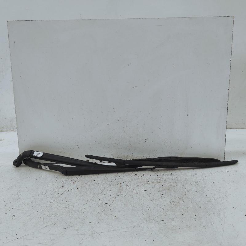 wiper arm