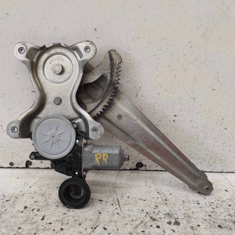 window regulator/motor rear right