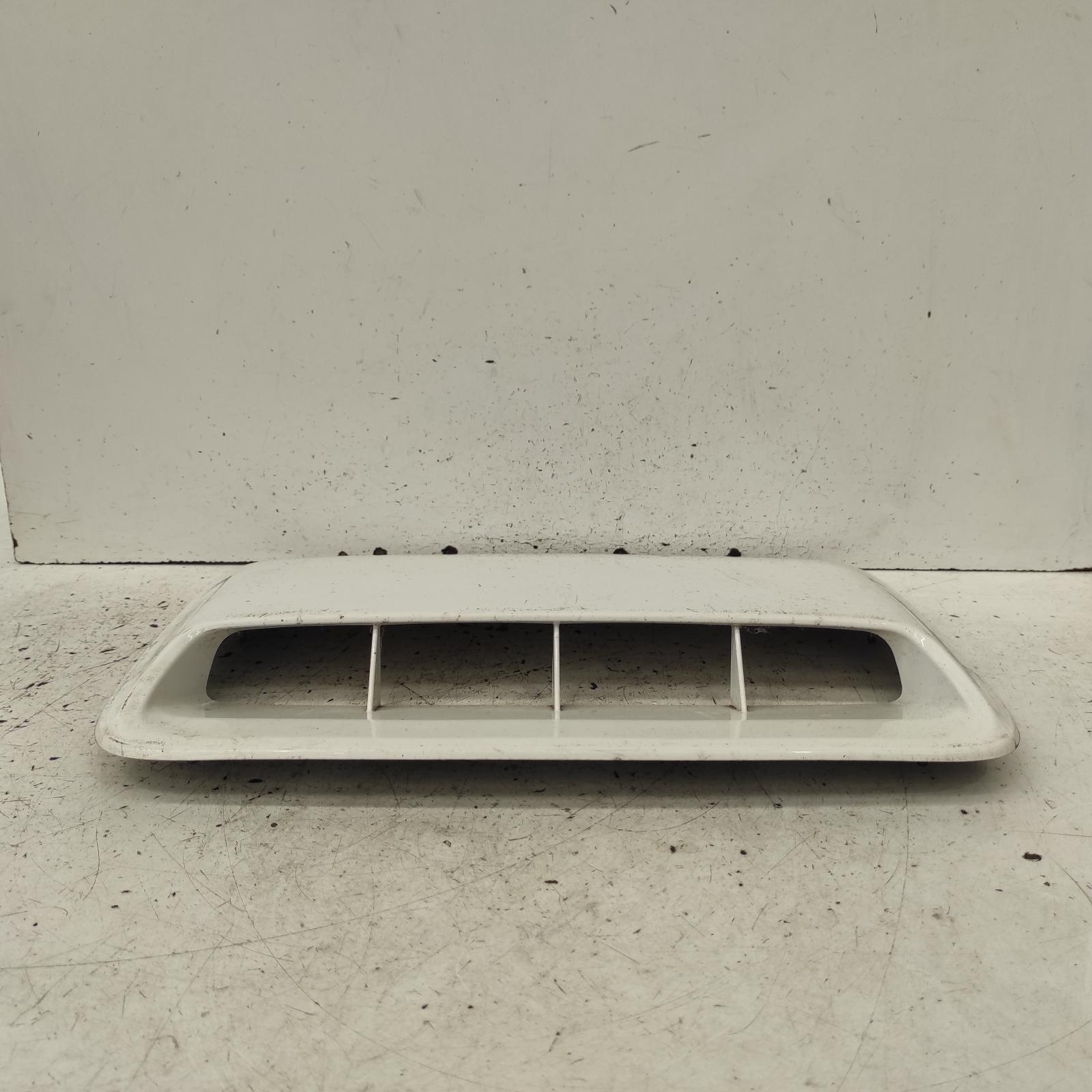 Hilux Bonnet Scoop 2011-2015 diesel,07/11-08/15 00021683 #666593