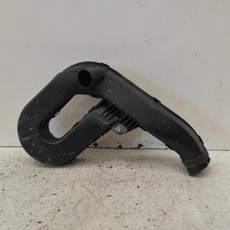 air cleaner duct/hose