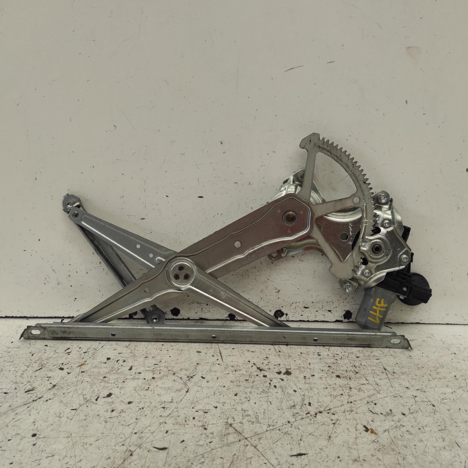 Aurion Window Regulator/motor Front Left 2012-2017 power,gsv50r,02/12-08/17 00021700 #666982