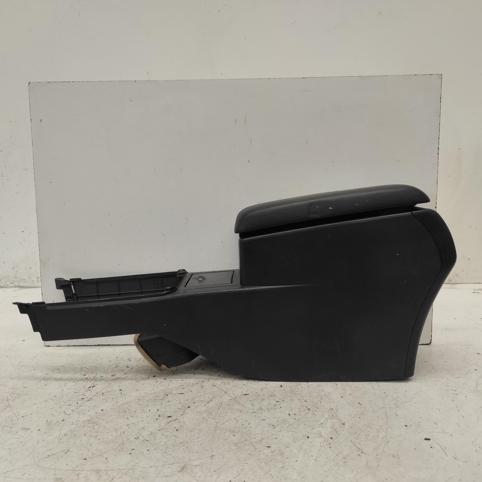 Aurion Console 2012-2017 gsv50r,02/12-08/17 00021701 #666850