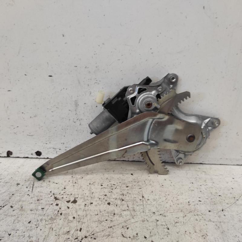 window regulator/motor rear left