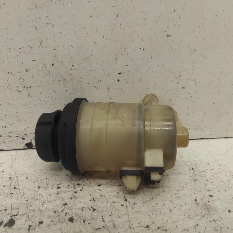 power steering reservoir