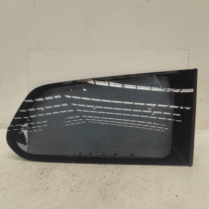 side glass rear right