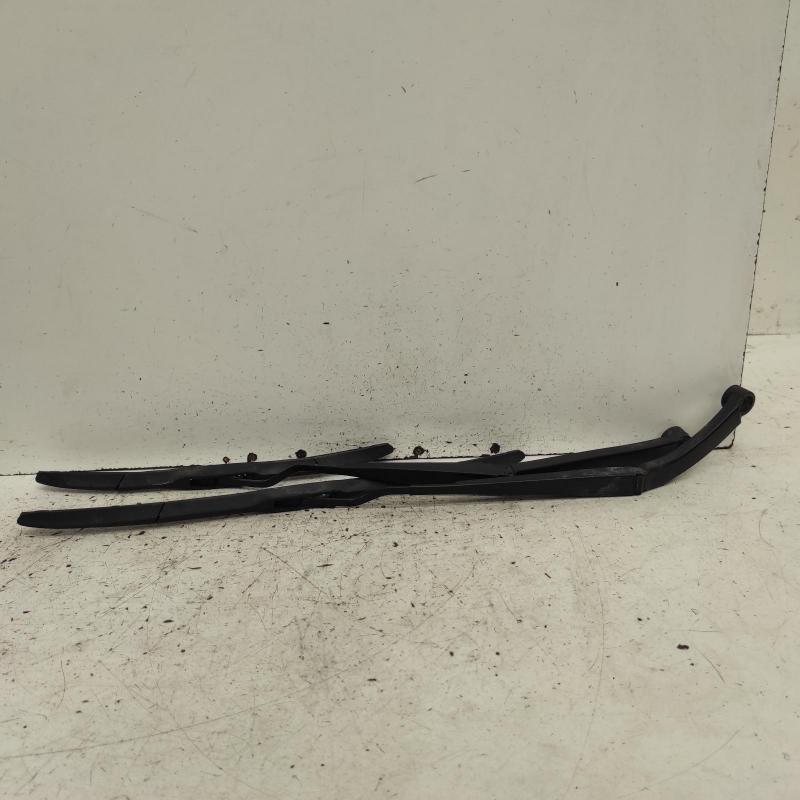 wiper arm