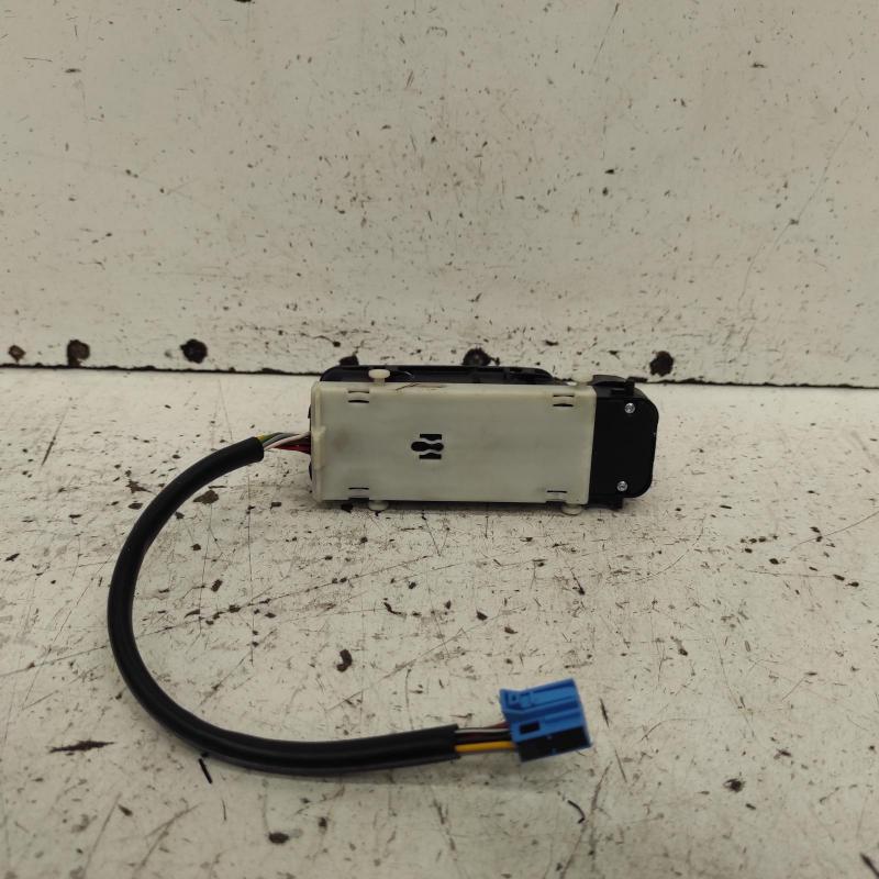 power door window switch