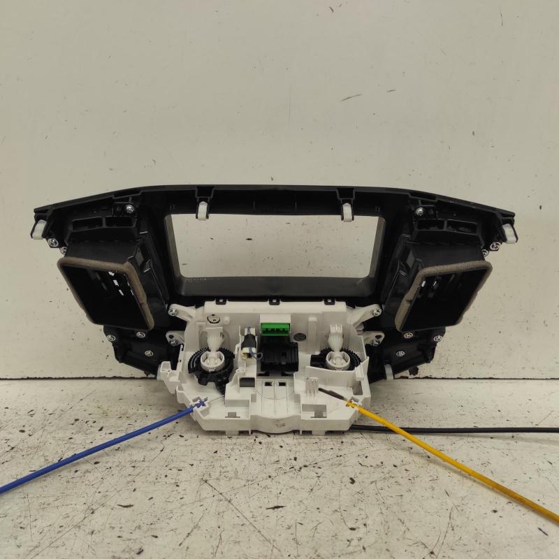 heater/aircon controls