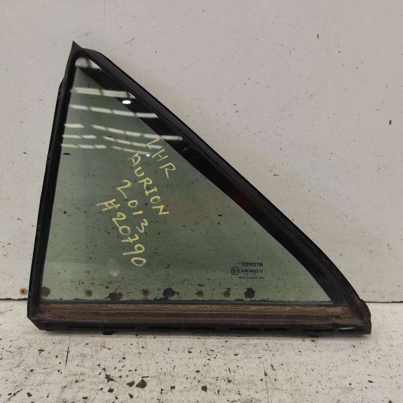 quarter door glass rear left