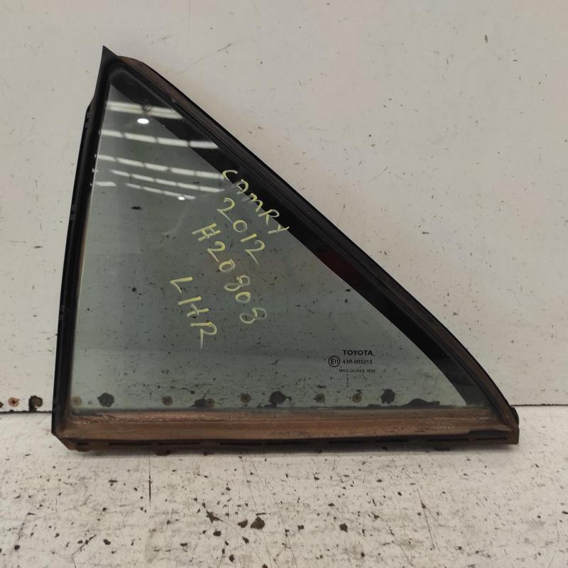 quarter door glass rear left