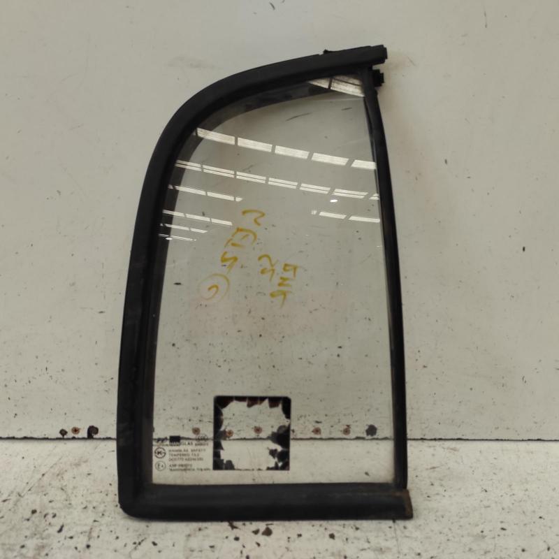 quarter door glass rear right