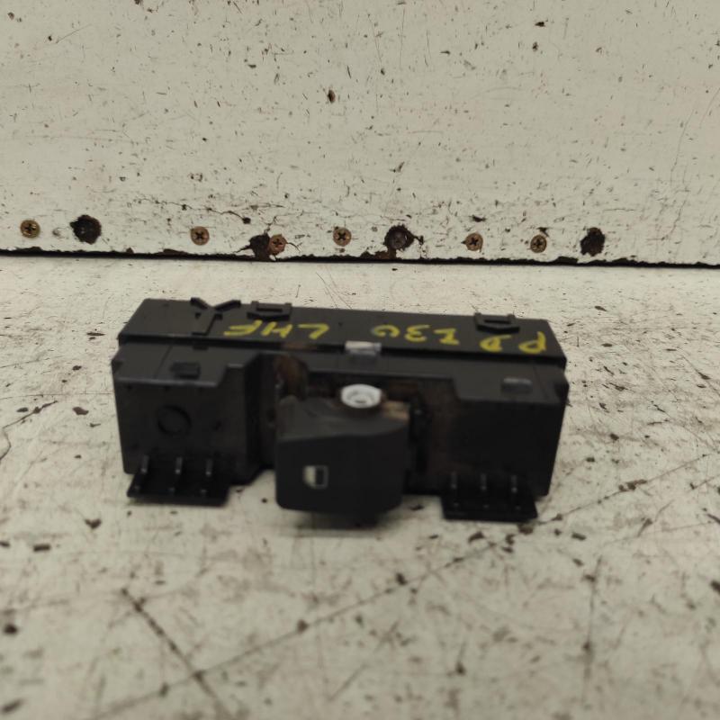 power door window switch