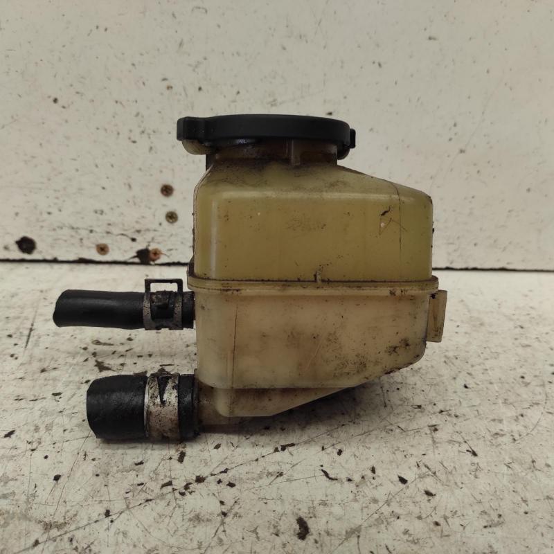 power steering reservoir