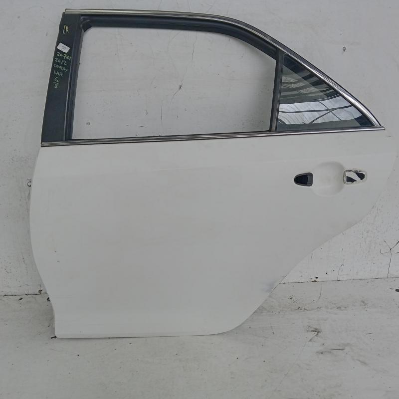 door/sliding rear left