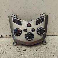 heater/aircon controls