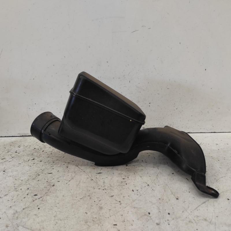 air cleaner duct/hose